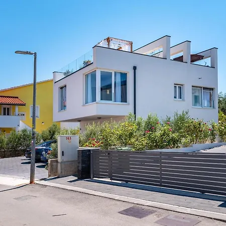 Apartment With A Parking Space Okrug Gornji, Ciovo - 21440